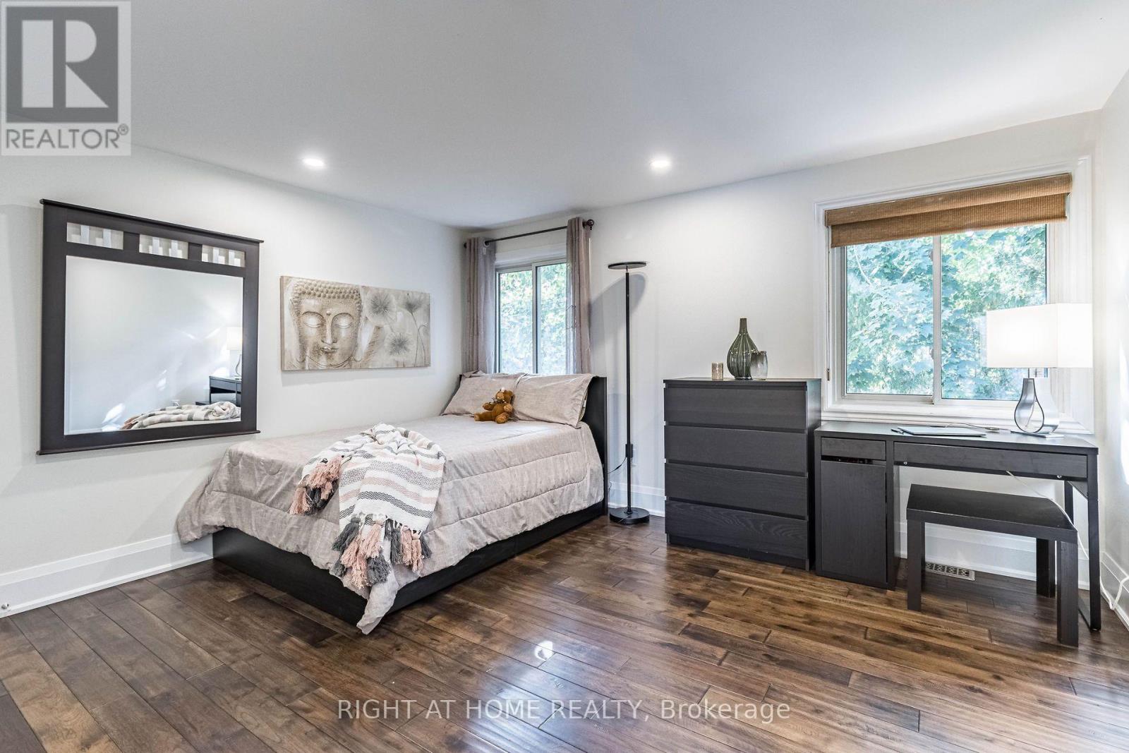 2463 Rebecca Street, Oakville, Ontario  L6L 2B1 - Photo 37 - W13693438