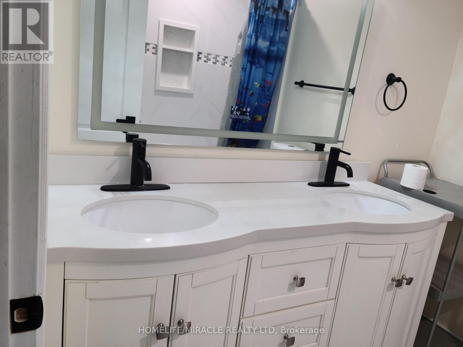 7 Thunderbird Trail, Brampton, Ontario  L6R 2T4 - Photo 12 - W13693454