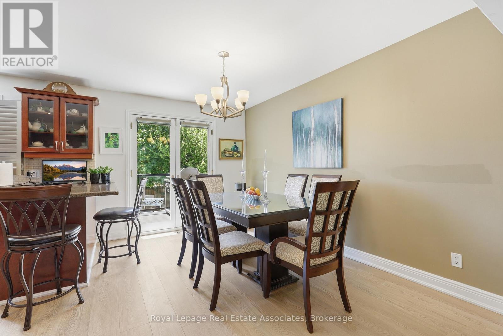 2580 Homelands Drive, Mississauga, Ontario  L5K 1H6 - Photo 8 - W13693490