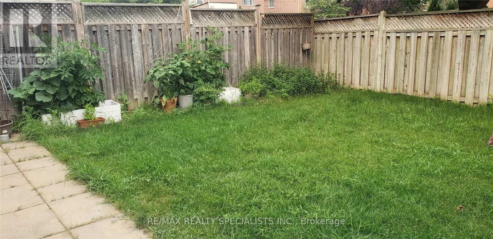 Main & 2nd - 1361 Quest Circle, Mississauga, Ontario  L5N 8B7 - Photo 11 - W13693512