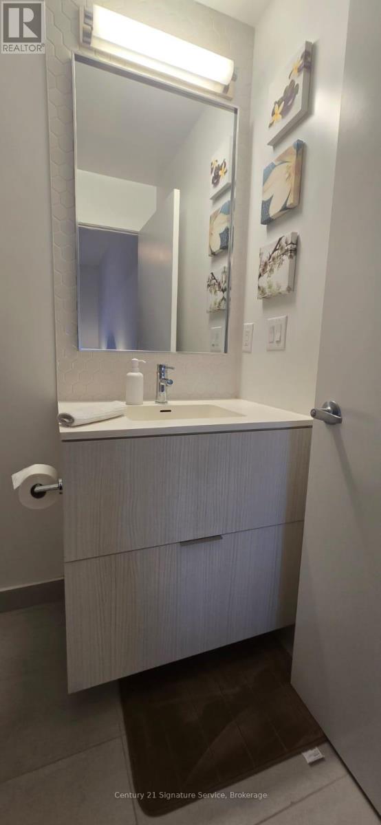 307 - 2520 Eglinton Avenue W, Mississauga, Ontario  L5M 0Y2 - Photo 4 - W13693524