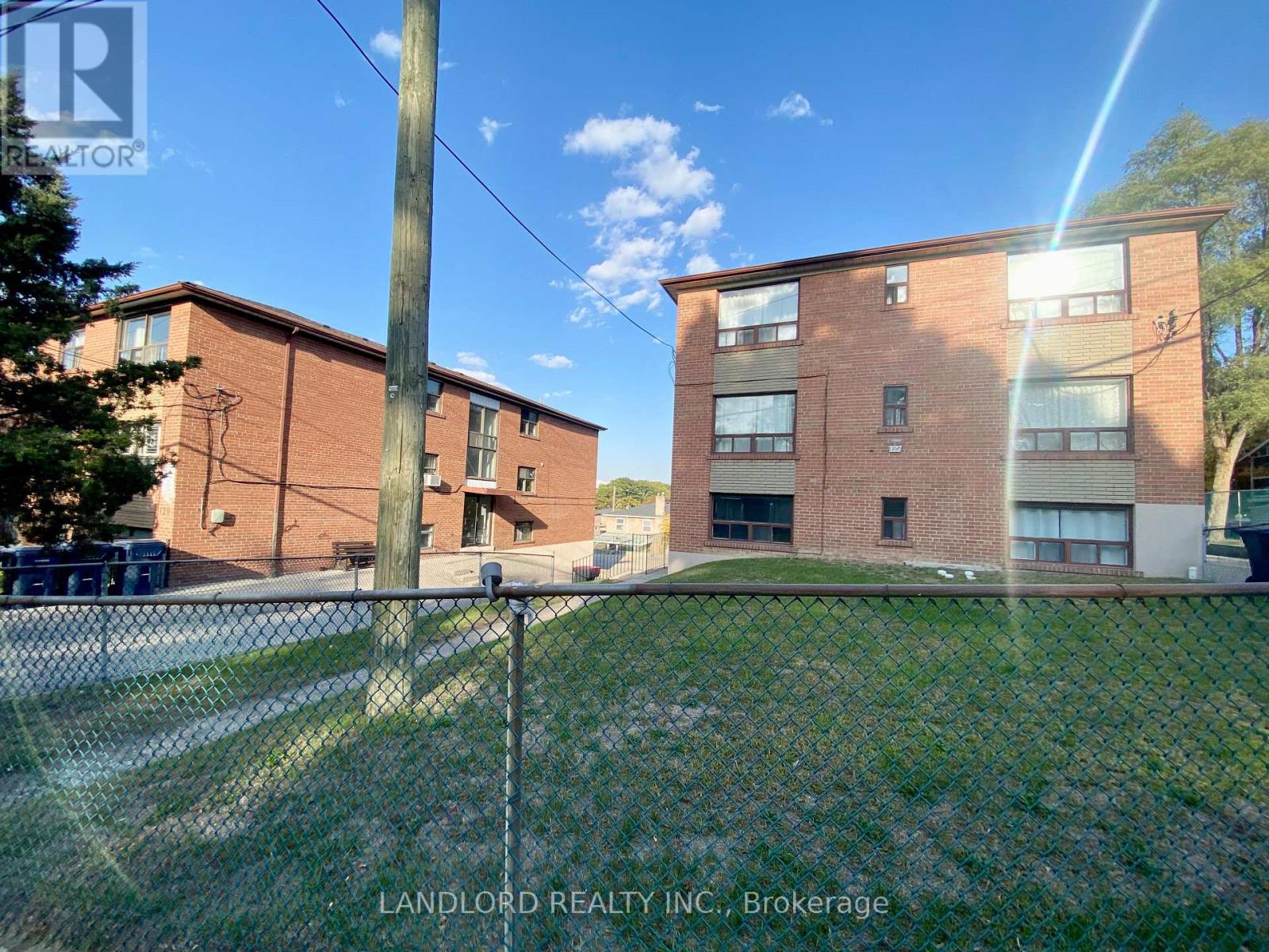 4 - 127 Scarlett Road, Toronto, Ontario  M6N 4K6 - Photo 20 - W13693622