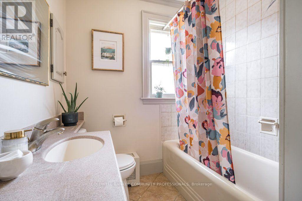 78 Paisley Avenue N, Hamilton, Ontario  L8S 4G9 - Photo 28 - X13693562