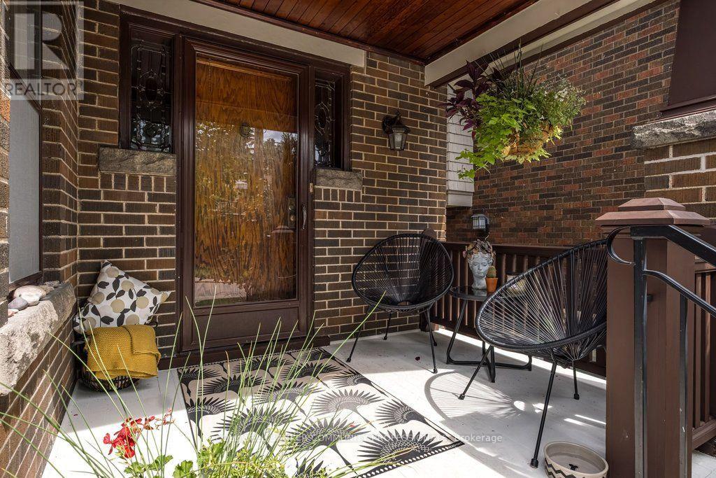 78 Paisley Avenue N, Hamilton, Ontario  L8S 4G9 - Photo 3 - X13693562