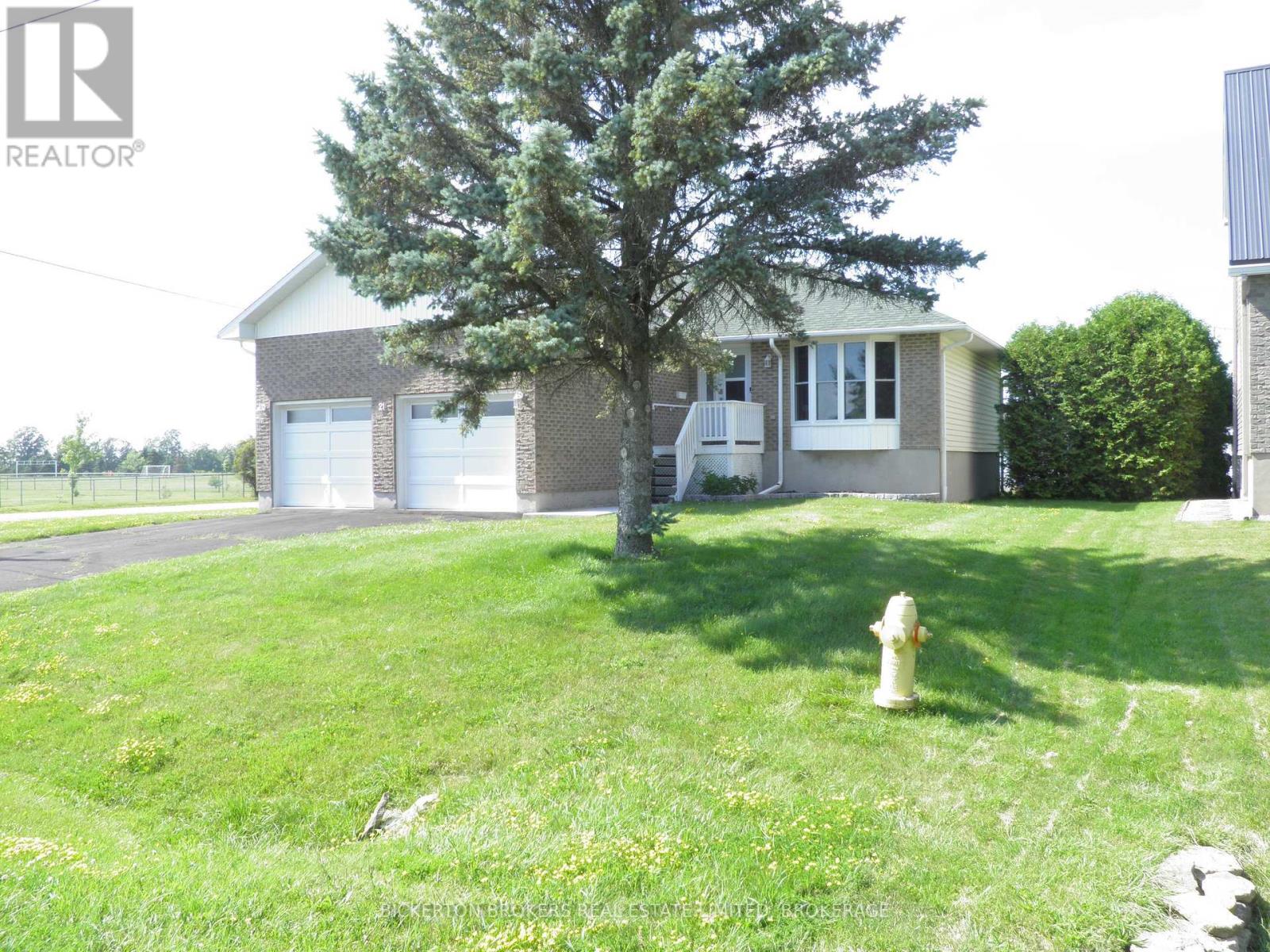 21 FREDERICK ST STREET, Lansdowne Village, Ontario