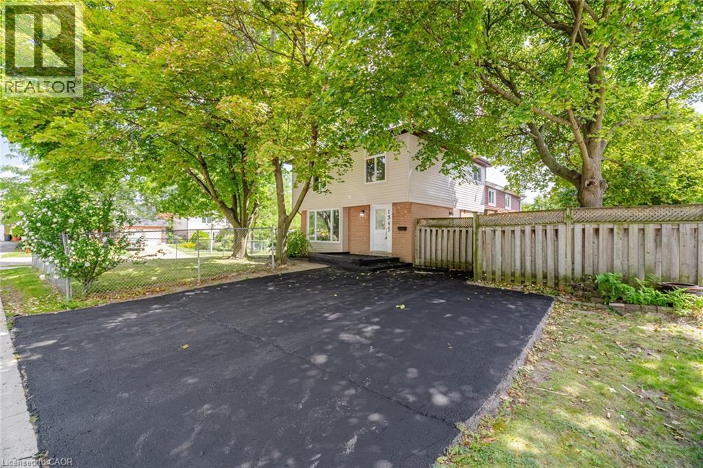 1345 Playford Road, Mississauga, Ontario  L5J 3V9 - Photo 2 - 40857001