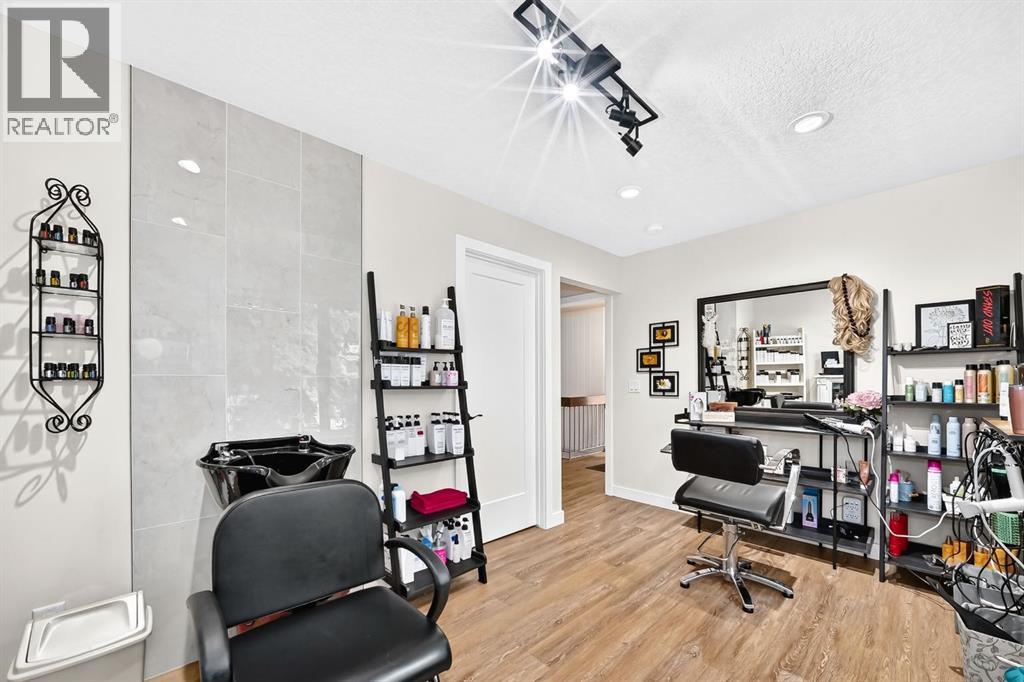 6216 Touchwood Drive NW, Calgary, Alberta  T2K 3L9 - Photo 12 - A2335967