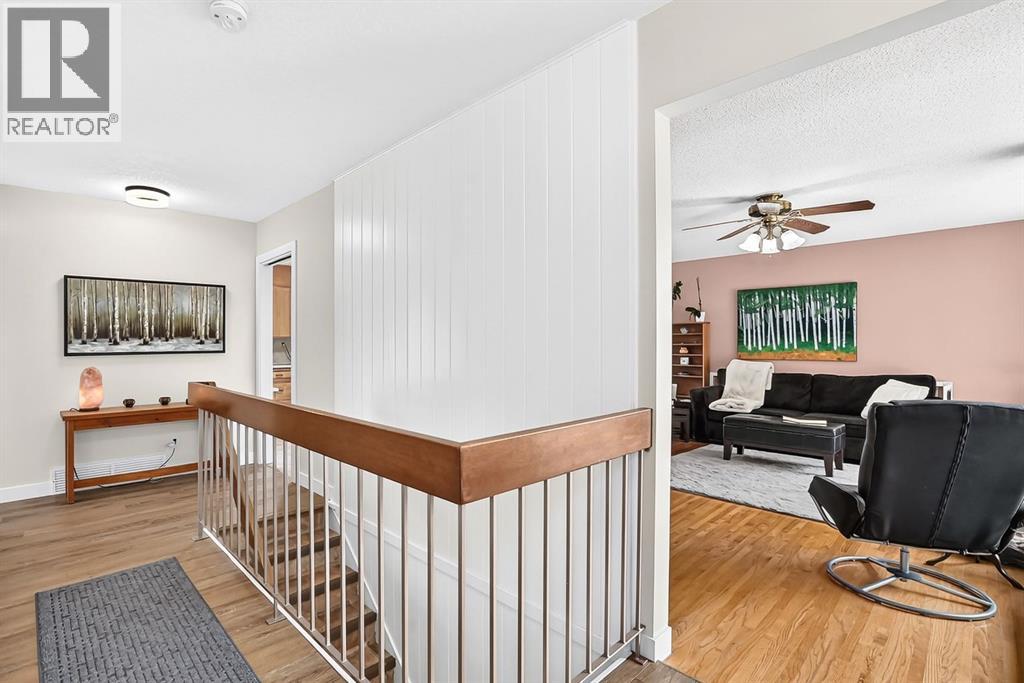 6216 Touchwood Drive NW, Calgary, Alberta  T2K 3L9 - Photo 16 - A2335967