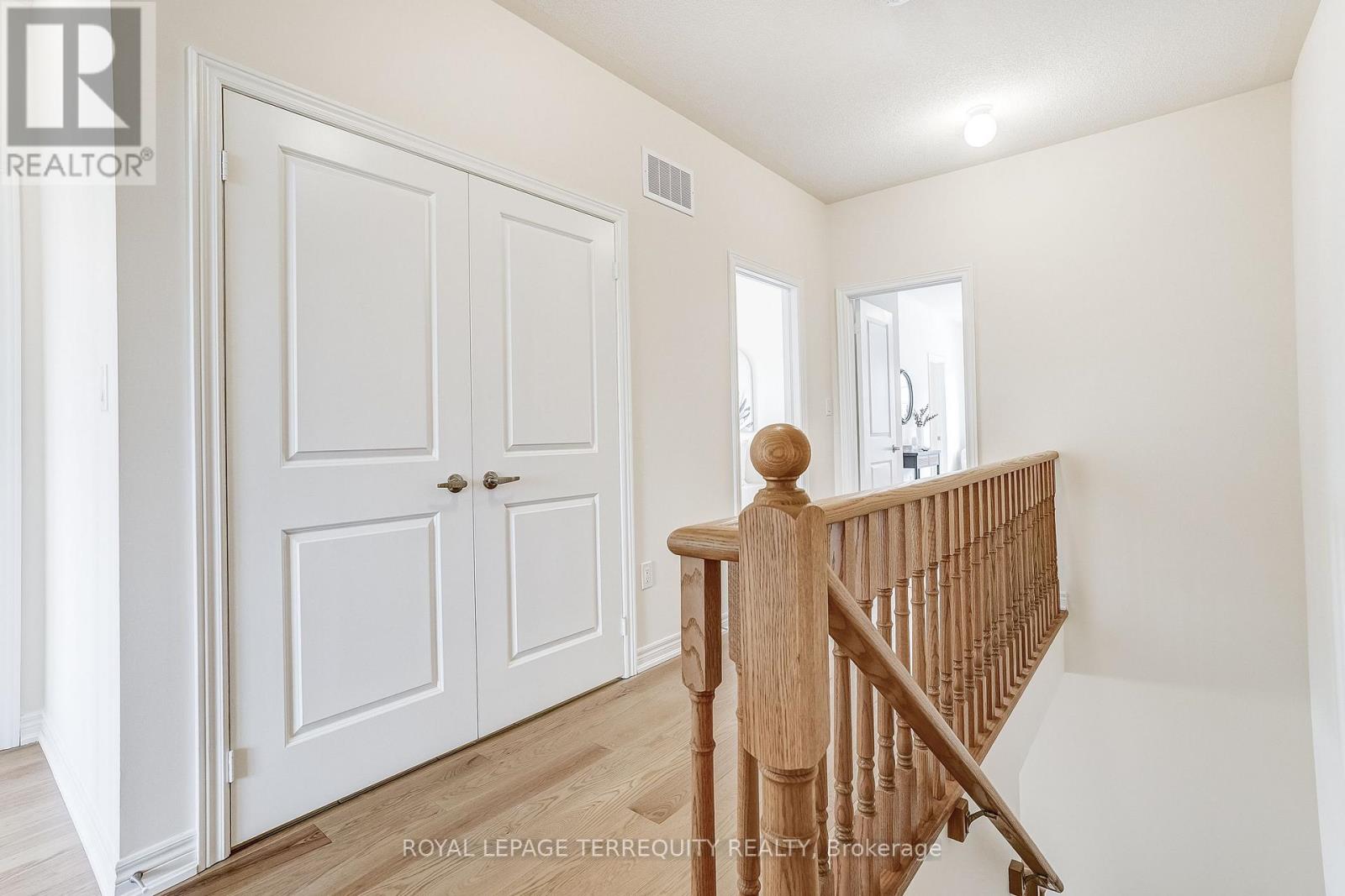 1218 Elizabeth Mackenzie Trail, Pickering, Ontario  L1X 0S3 - Photo 19 - E13693650