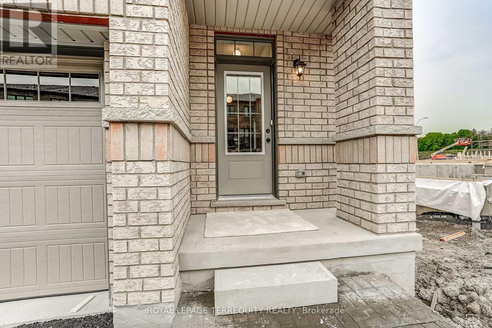 1218 Elizabeth Mackenzie Trail, Pickering, Ontario  L1X 0S3 - Photo 45 - E13693650