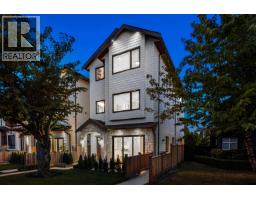 2 6682 NAPIER STREET, Burnaby, British Columbia