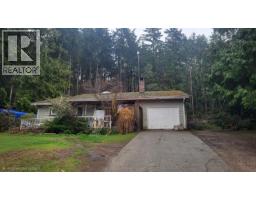 12888 FRONT ROAD, Madeira Park, British Columbia