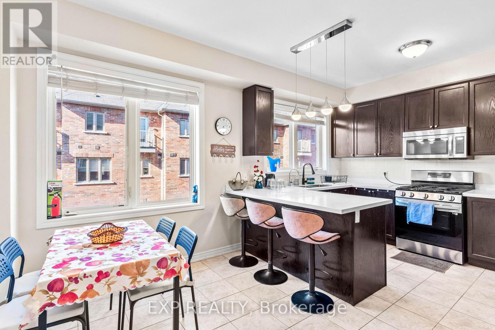 4 Magdalene Crescent, Brampton, Ontario  L6Z 0G9 - Photo 11 - W13693656
