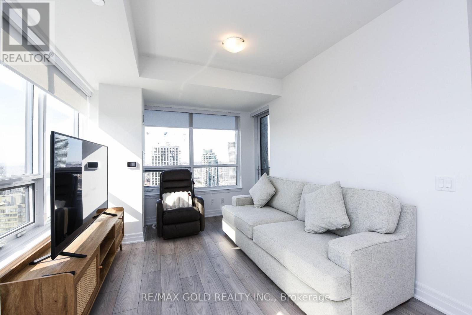 3209 - 36 Elm Drive, Mississauga, Ontario  L5B 1L9 - Photo 17 - W13689128
