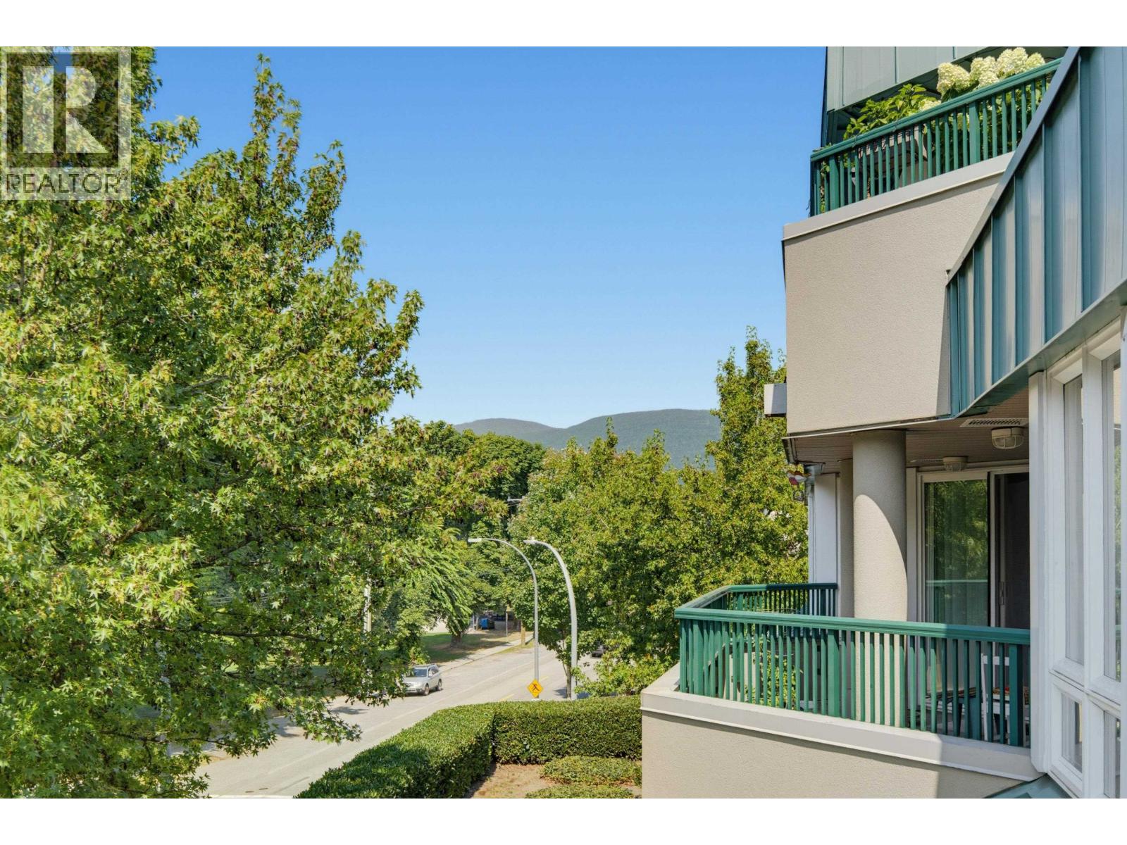 A304 2099 LOUGHEED HIGHWAY, Port Coquitlam, British Columbia