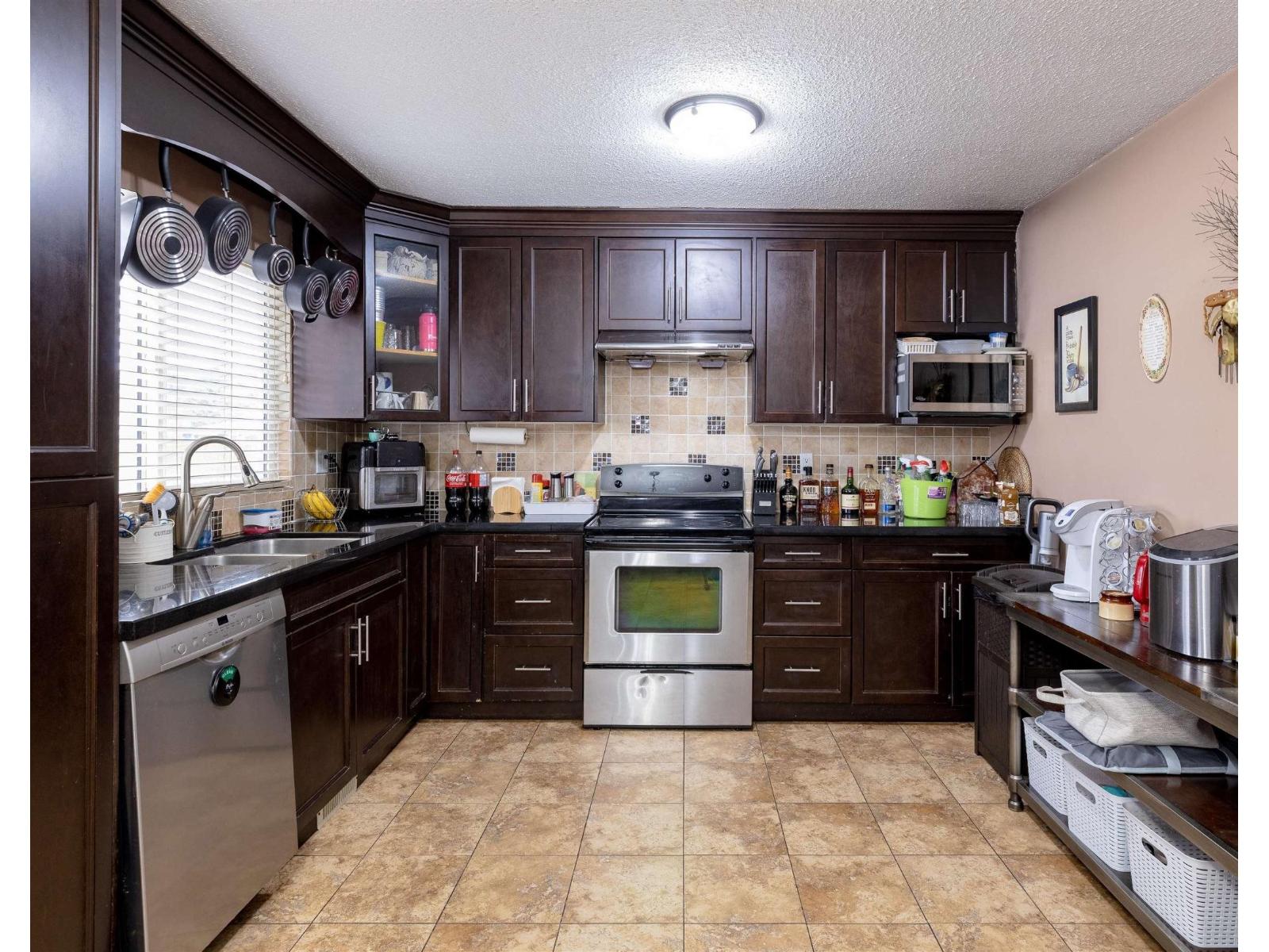 7570 May Street, Mission, British Columbia  V2V 3E1 - Photo 9 - R3129664