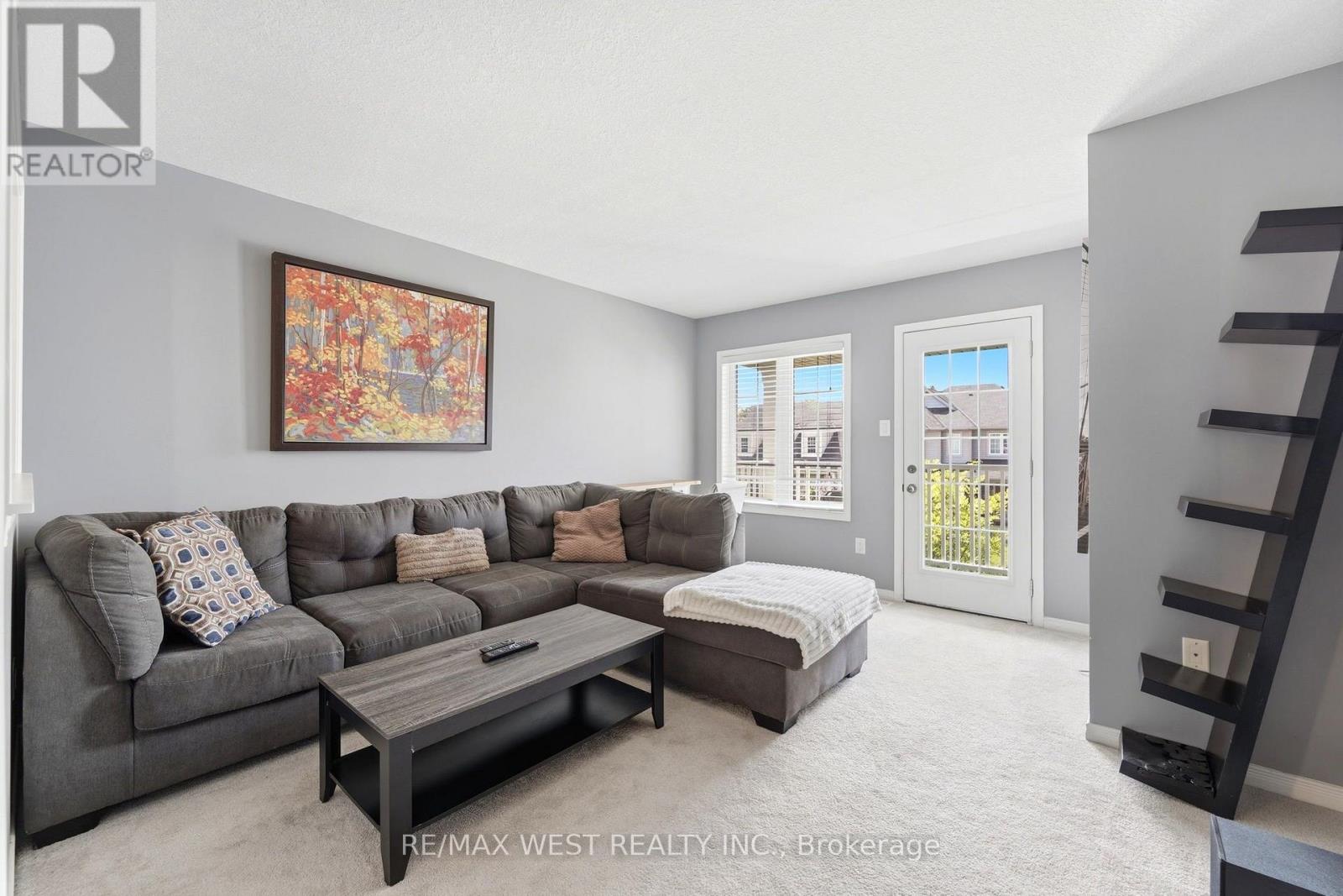 234 Voyager Pass, Hamilton, Ontario  L0R 1C0 - Photo 2 - X13693634