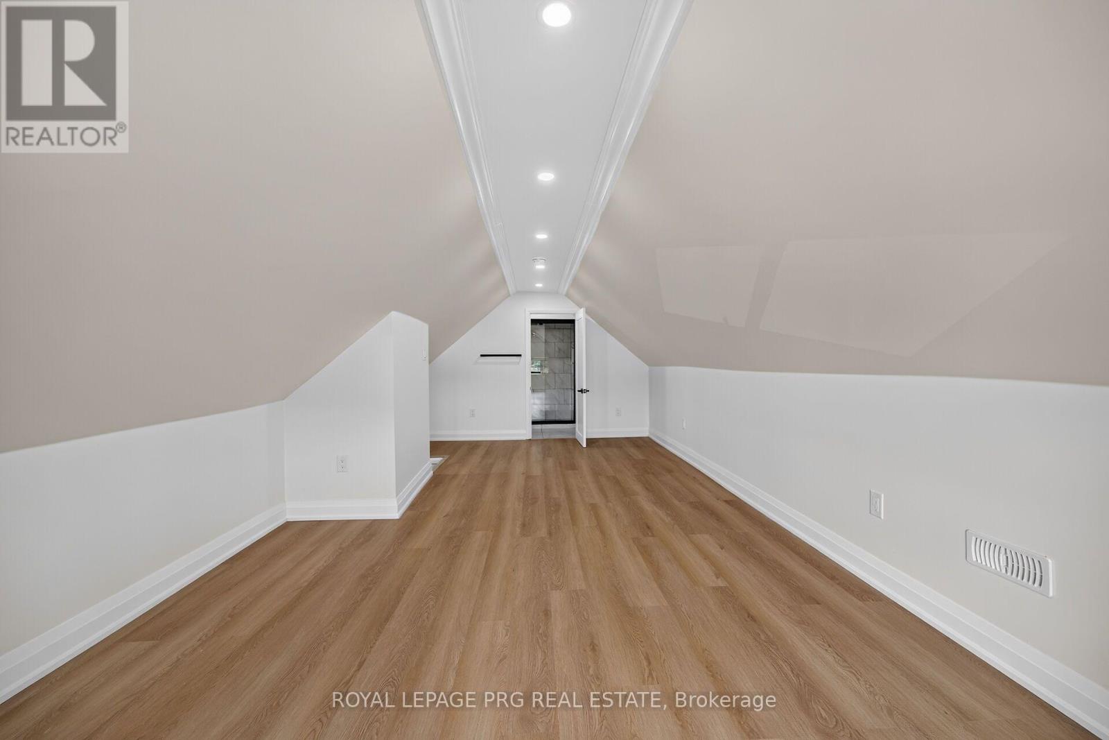 29 Mckinstry Street, Hamilton, Ontario  L8L 6C2 - Photo 26 - X13693690