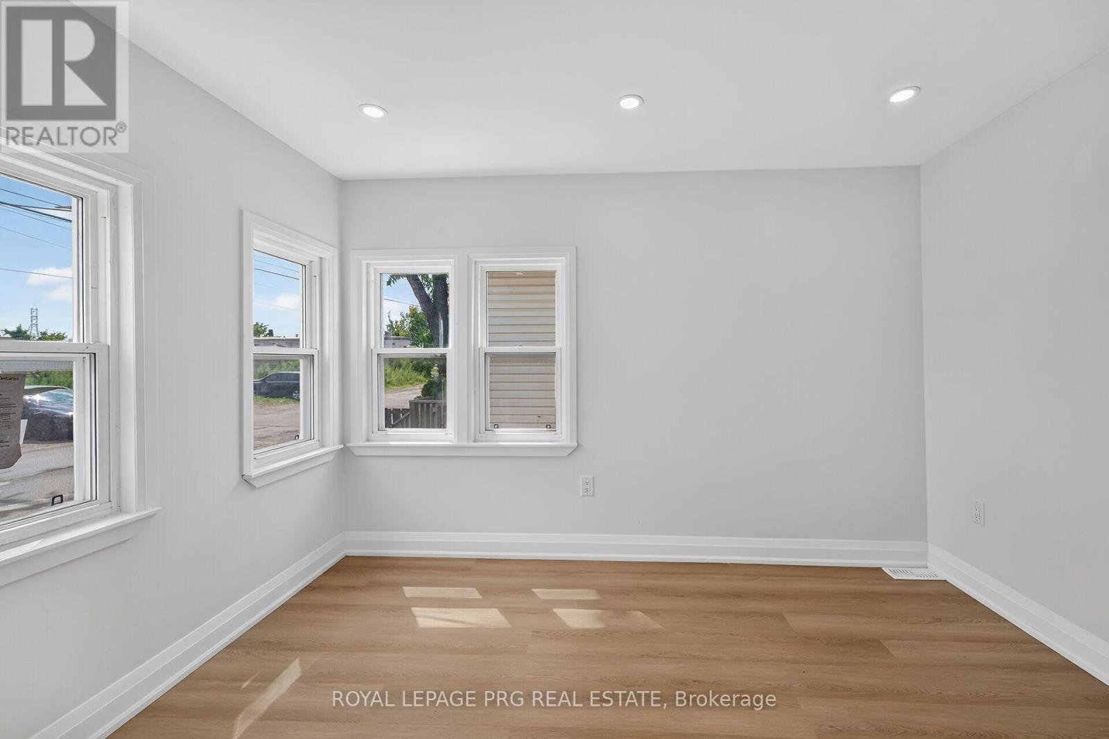 29 Mckinstry Street, Hamilton, Ontario  L8L 6C2 - Photo 7 - X13693690