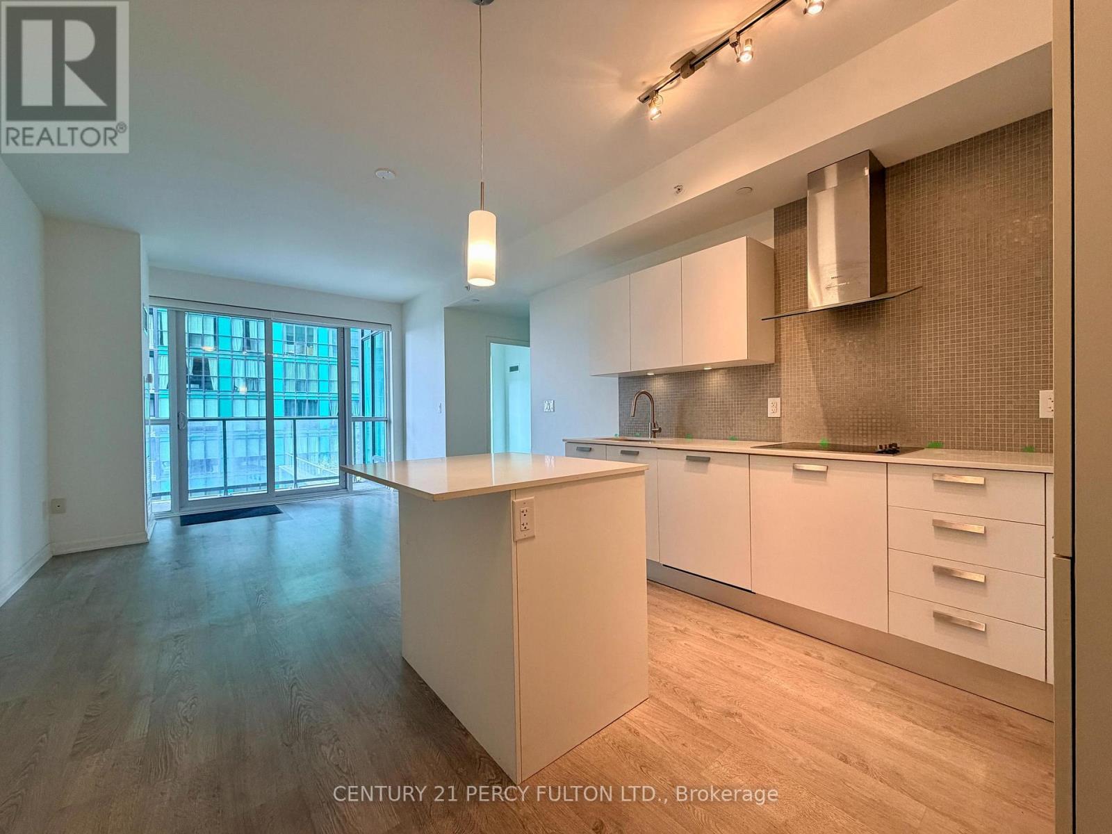 705 - 9 Bogert Avenue, Toronto, Ontario  M2N 0H3 - Photo 5 - C13681220
