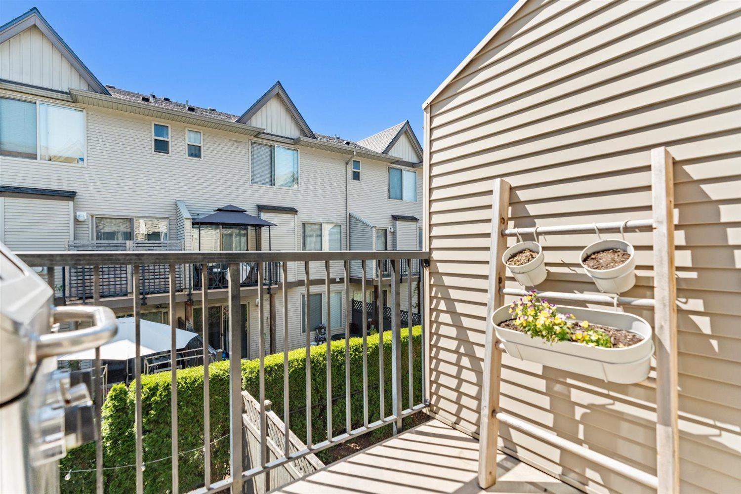 71 5556 Peach Road, Garrison Crossing, Chilliwack, British Columbia  V2R 5X4 - Photo 11 - R3138237