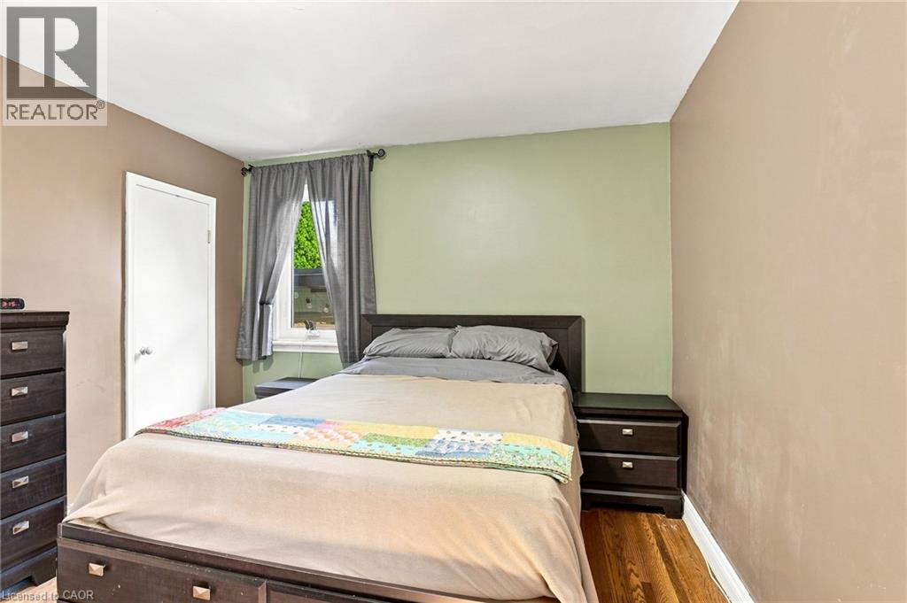 111 Sharon Avenue, Hamilton, Ontario  L8T 1E4 - Photo 16 - 40856553