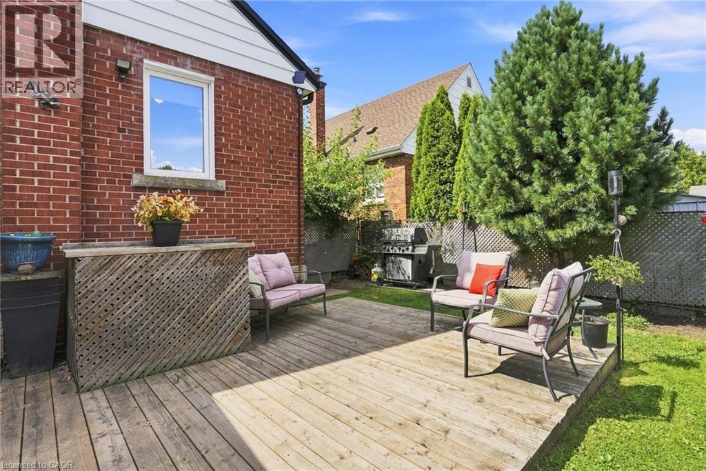 111 Sharon Avenue, Hamilton, Ontario  L8T 1E4 - Photo 35 - 40856553
