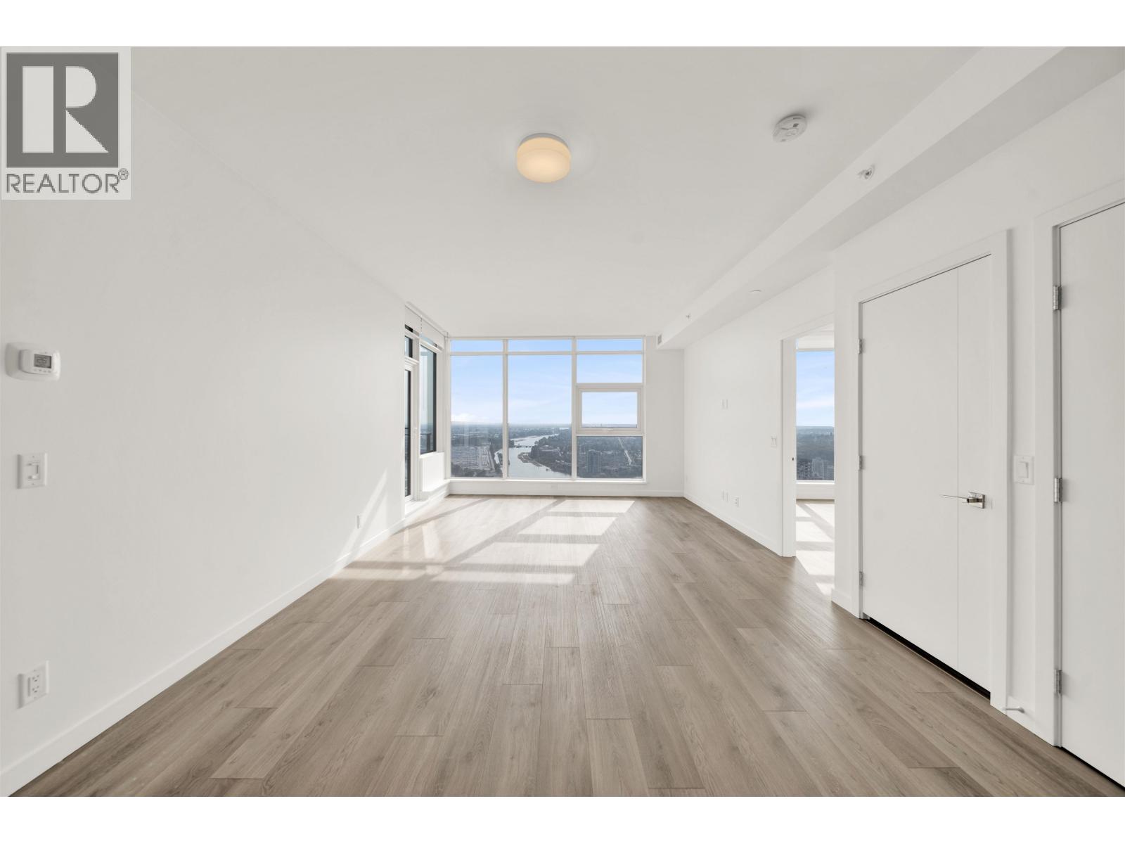 4701 680 Quayside Drive, New Westminster, British Columbia  V3M 0P2 - Photo 4 - R3155860