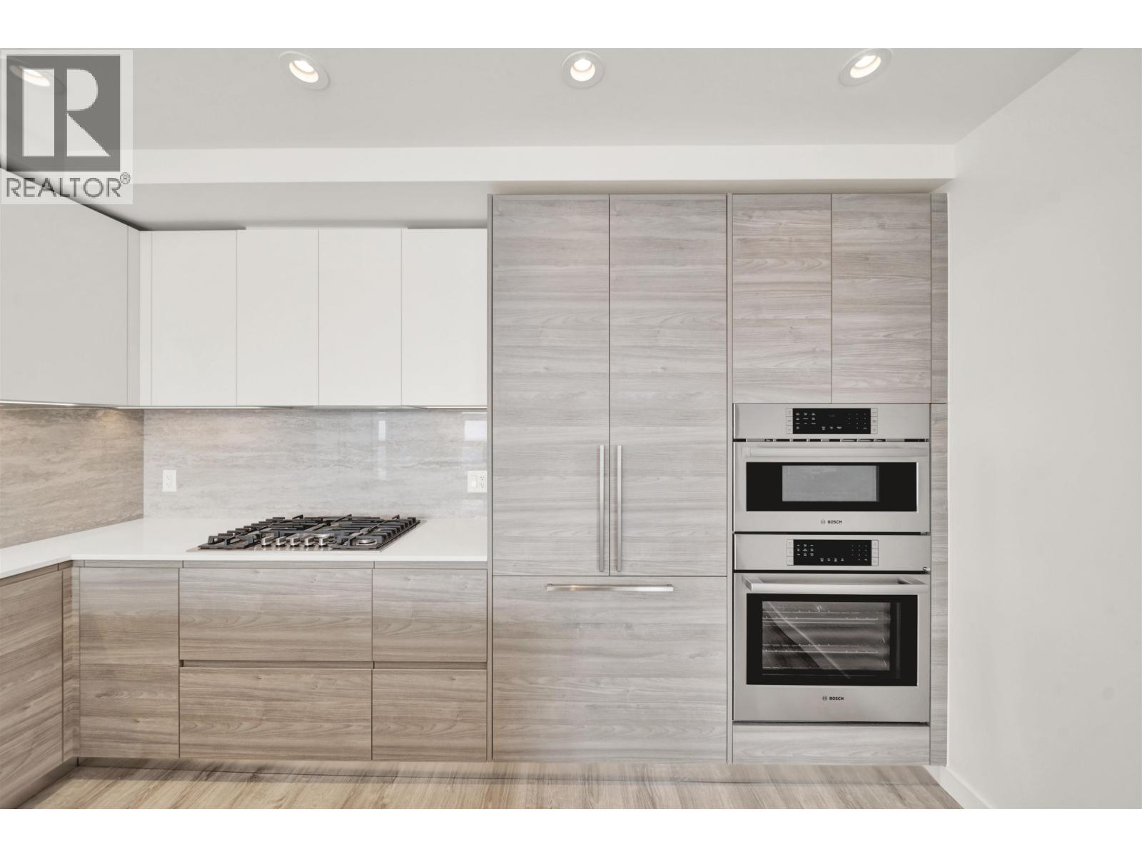 5001 680 Quayside Drive, New Westminster, British Columbia  V3M 0P2 - Photo 5 - R3155919