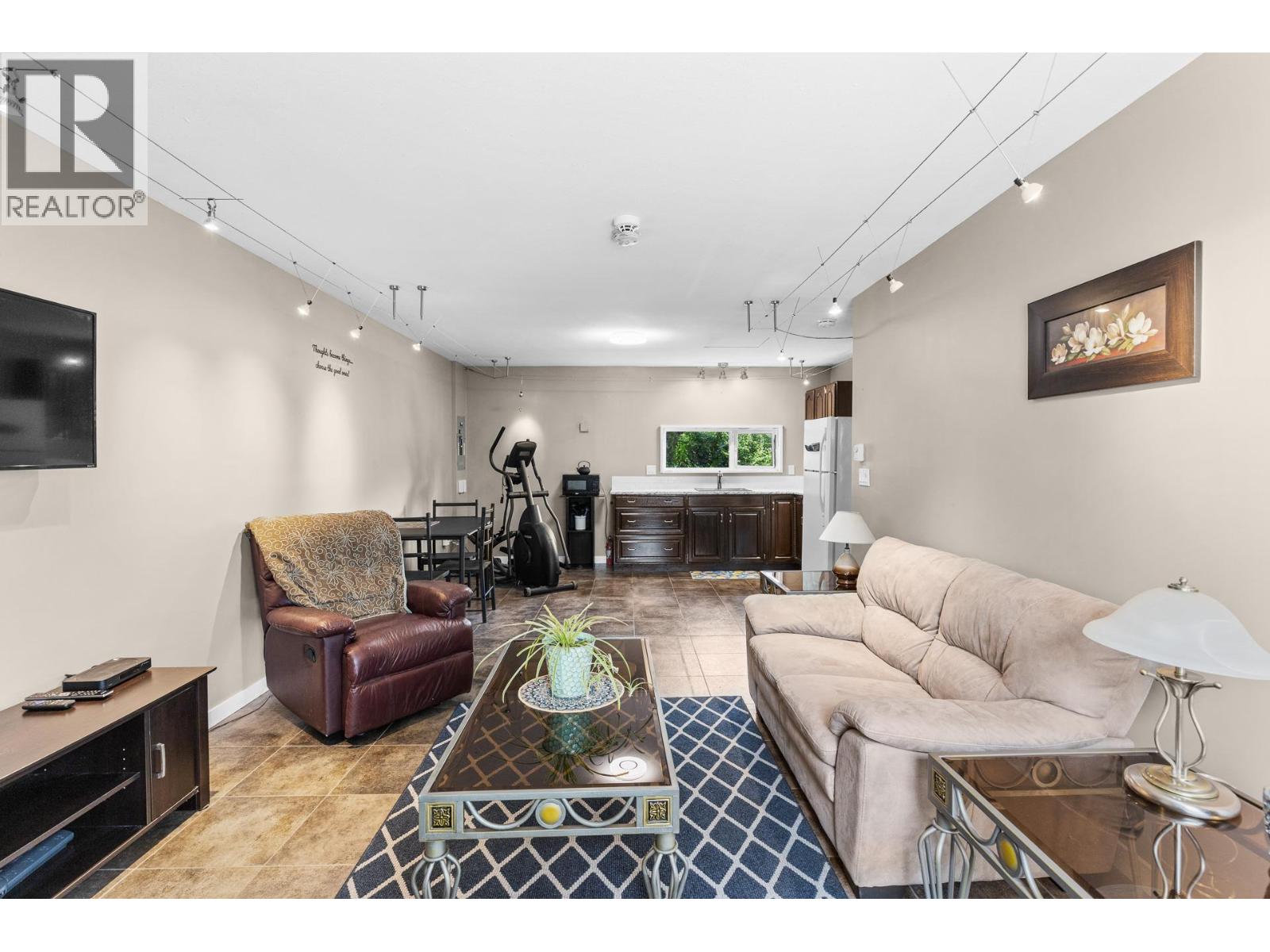 2351 Gallagher Road, Kelowna, British Columbia  V1P 1G9 - Photo 33 - 10385330