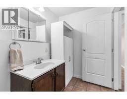 2351 Gallagher Road, Kelowna, British Columbia  V1P 1G9 - Photo 30 - 10385330