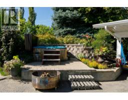 2351 Gallagher Road, Kelowna, British Columbia  V1P 1G9 - Photo 40 - 10385330
