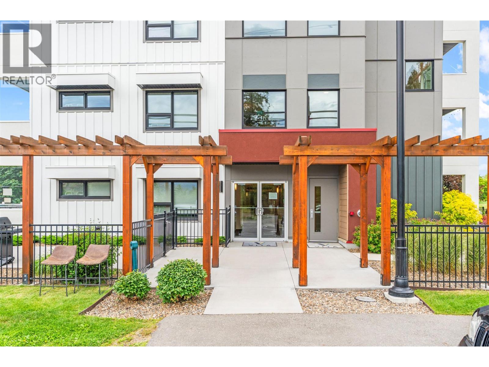 2555 Lakeshore Road Unit# 303, Vernon, British Columbia  V1H 0A4 - Photo 11 - 10392073