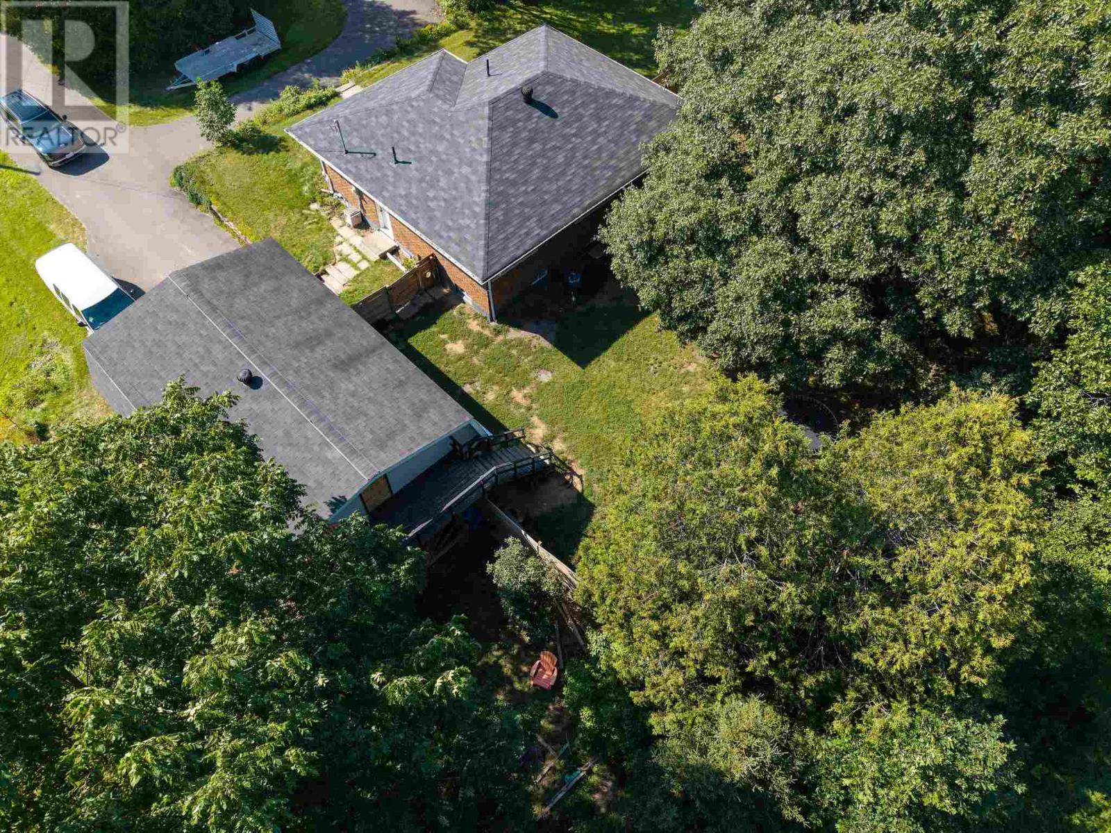 202 Old Goulais Bay Rd, Includes 196 Old Goulais Bay Road, Sault Ste. Marie, Ontario  P6A 0B5 - Photo 16 - SM262234