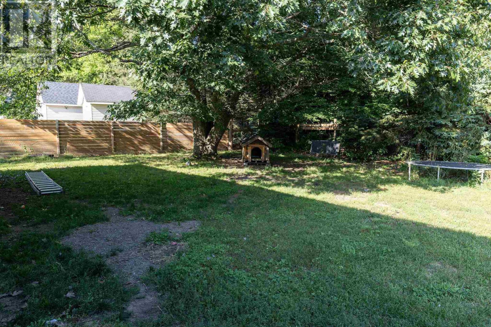 202 Old Goulais Bay Rd, Includes 196 Old Goulais Bay Road, Sault Ste. Marie, Ontario  P6A 0B5 - Photo 11 - SM262234