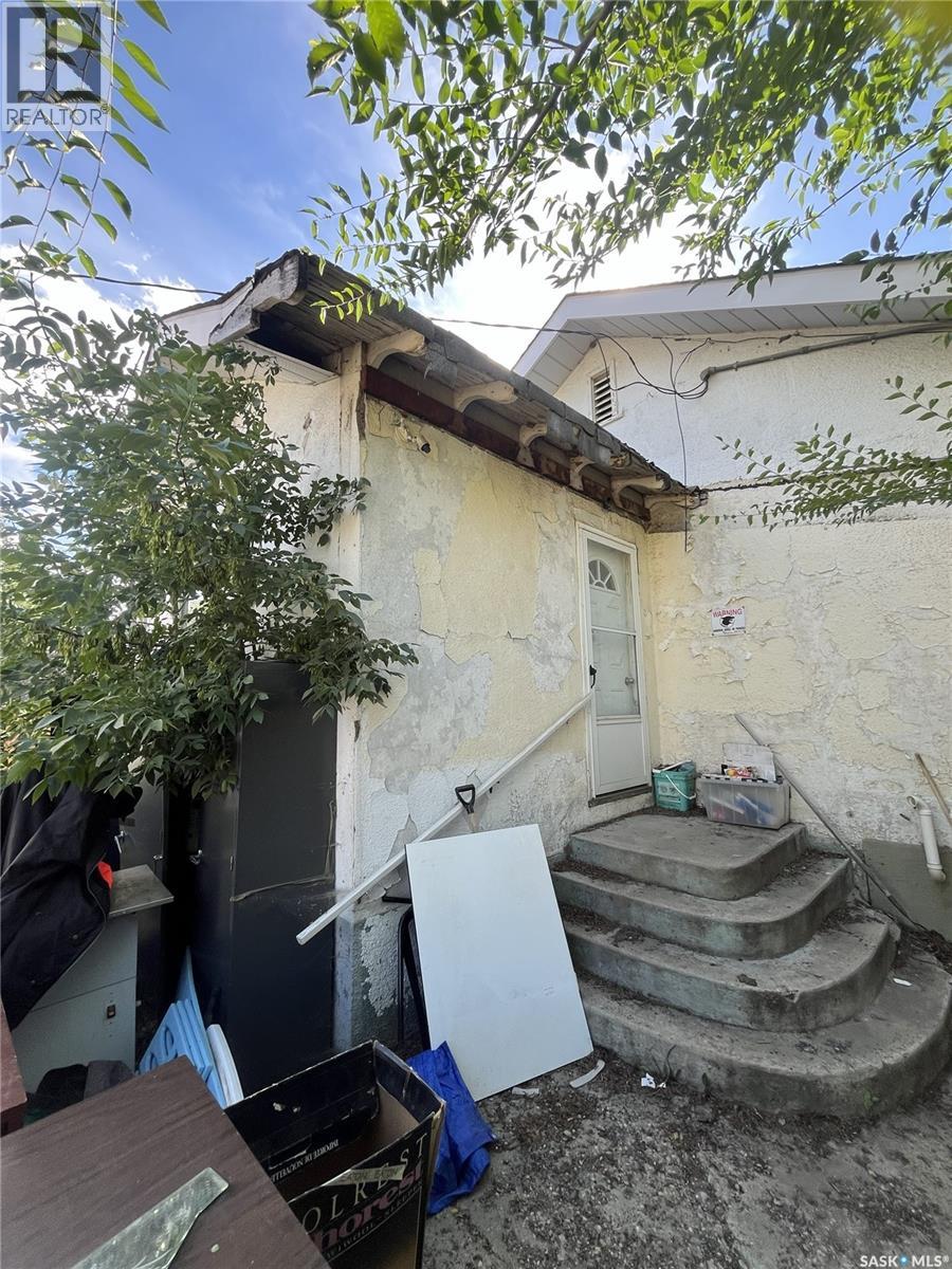 720 3rd Avenue N, Saskatoon, Saskatchewan  S7K 2K1 - Photo 14 - SK046088