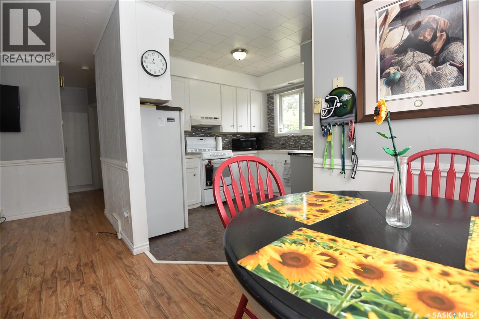 415 8th Avenue W, Nipawin, Saskatchewan  S0E 1E0 - Photo 6 - SK046087
