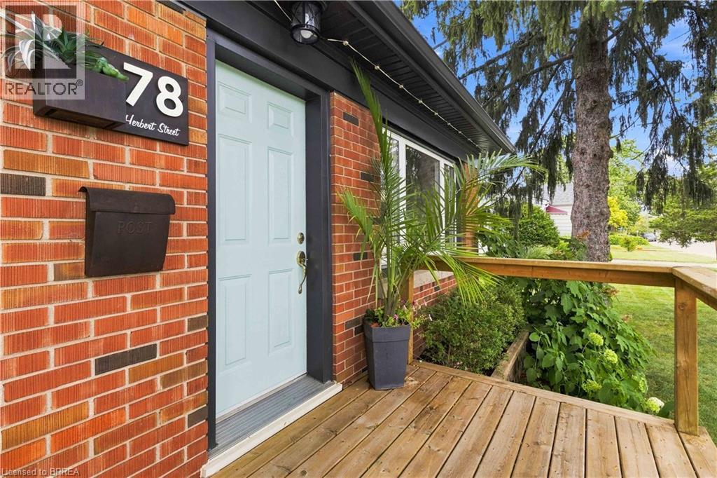 78 Herbert Street, Brantford, Ontario  N3R 4A2 - Photo 3 - 40855498