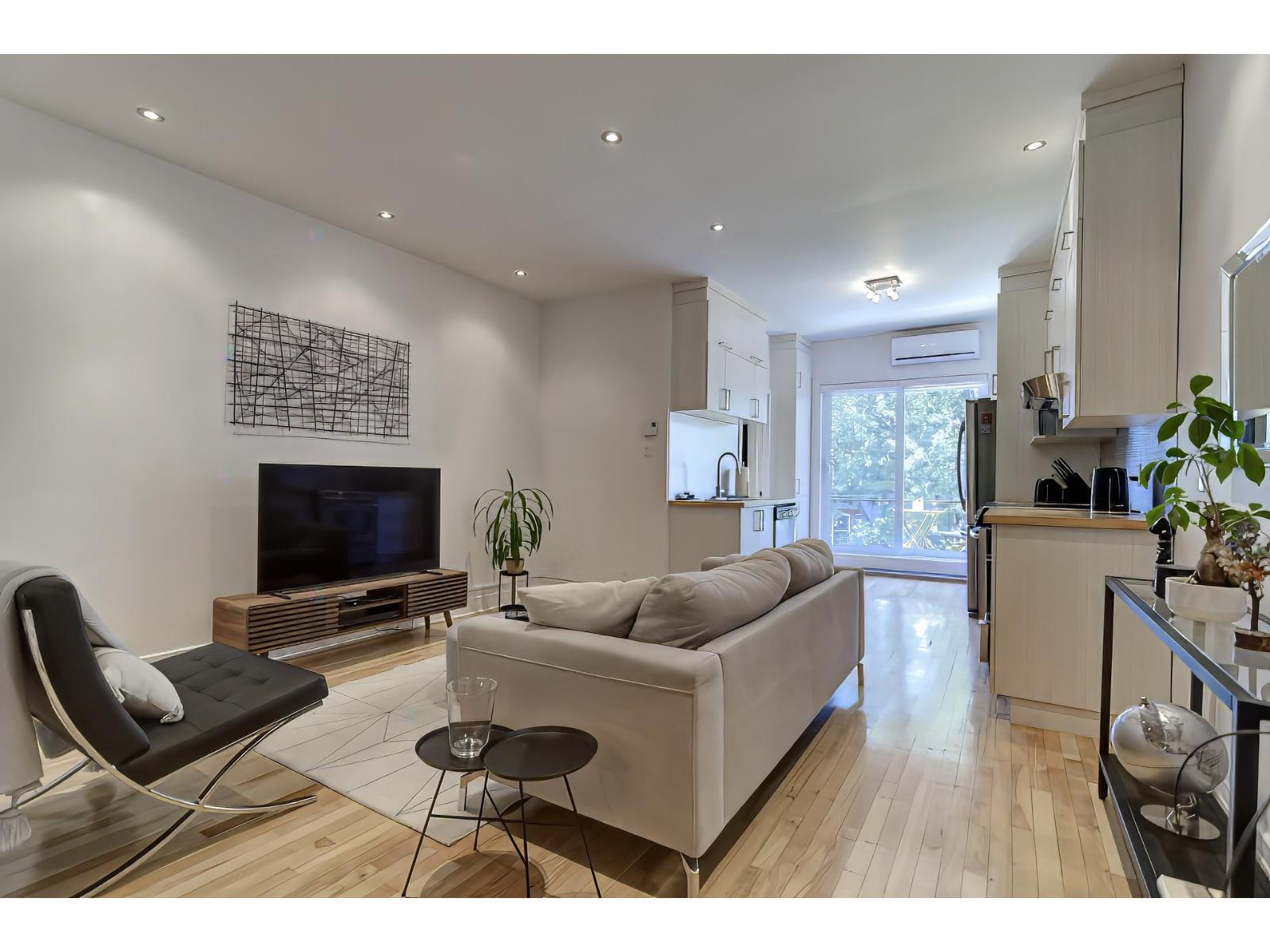 2225 Rue Darling Montréal (Mercier/Hochelaga-Maisonneuve) Quebec Canada H1W2W9 3