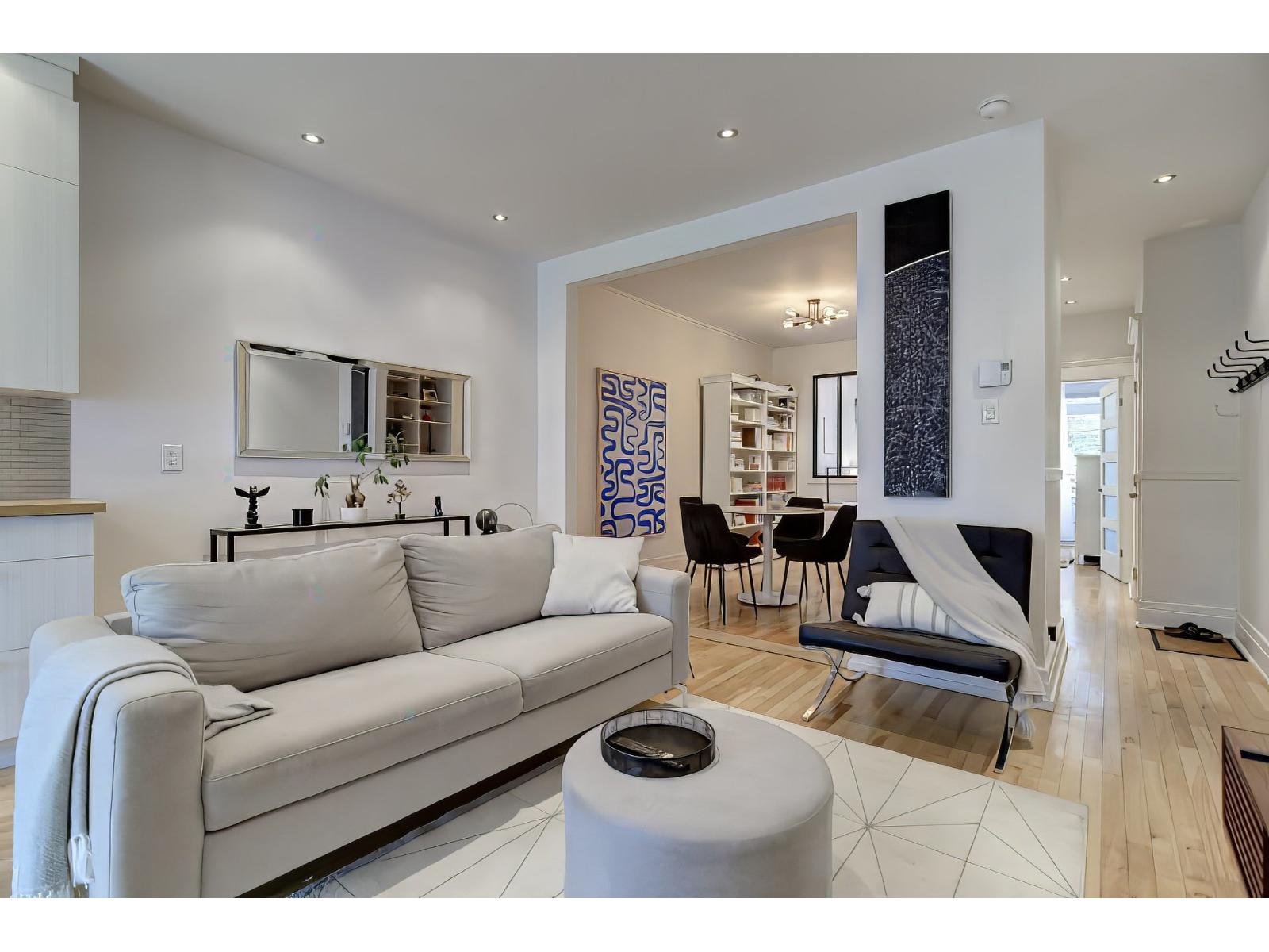 2225 Rue Darling Montréal (Mercier/Hochelaga-Maisonneuve) Quebec Canada H1W2W9 4