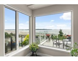 15507 COLUMBIA AVENUE, White Rock, British Columbia