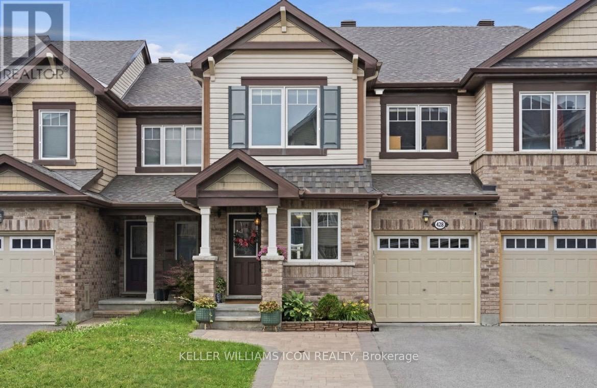 428 White Arctic Avenue, Ottawa, Ontario