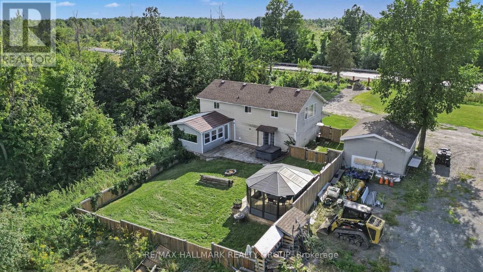 8784 15 Highway, Beckwith, Ontario K7C 4M1 - Photo 2 - X13693782