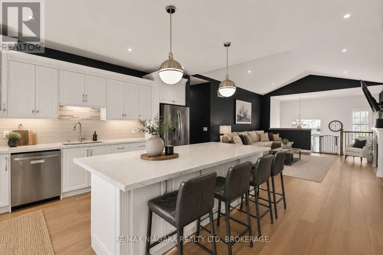 3 Delicious Court, Thorold, Ontario  L2V 0B8 - Photo 7 - X13693732