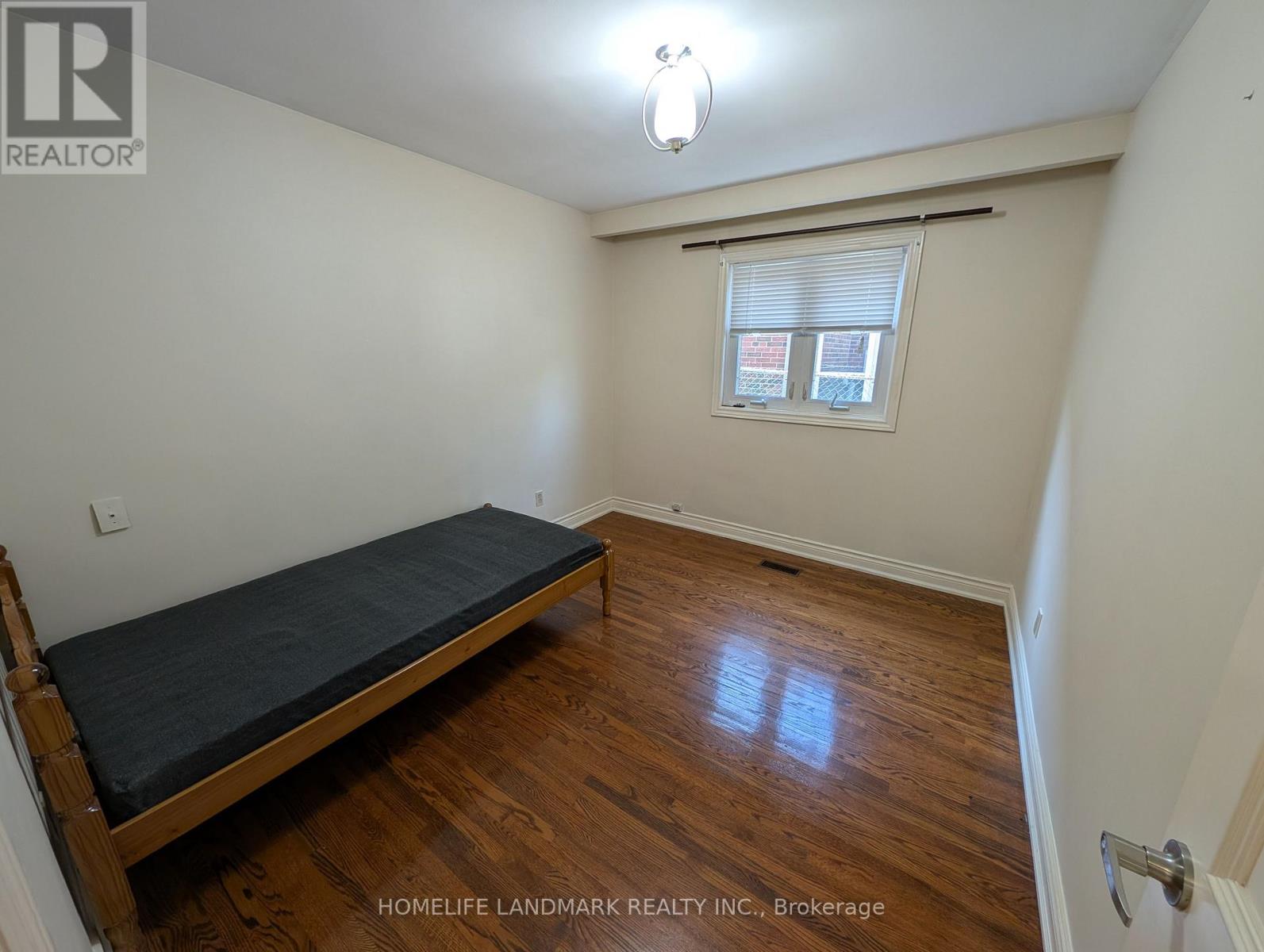 (Ground Level Unit) - 56 Bickerton Crescent, Toronto, Ontario  M2J 3T1 - Photo 5 - C13693720