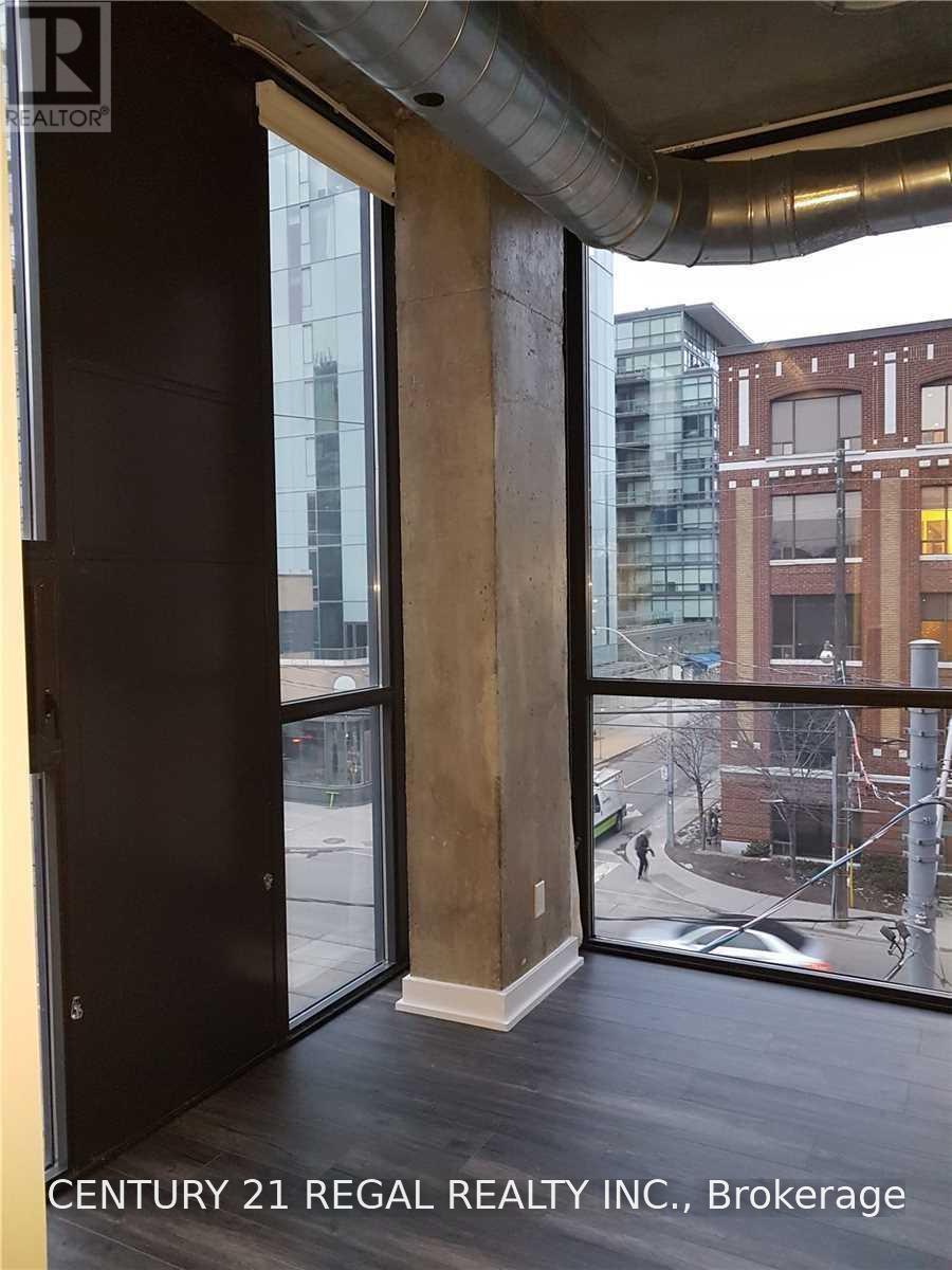 305 - 60 Bathurst Street, Toronto, Ontario M5V 2P4 - Photo 17 - C13693750
