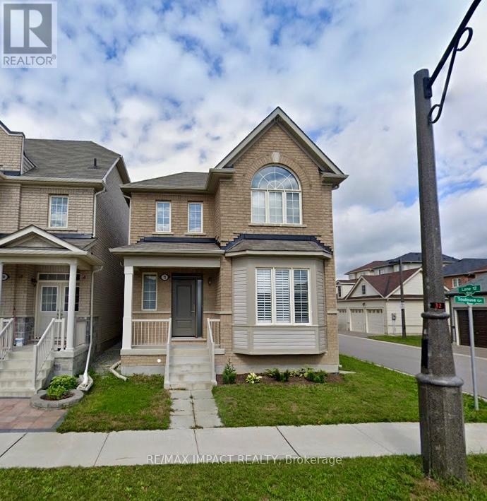 Coach - 32 Toulouse Court, Markham, Ontario L6B 1J5 - Photo 2 - N13693786