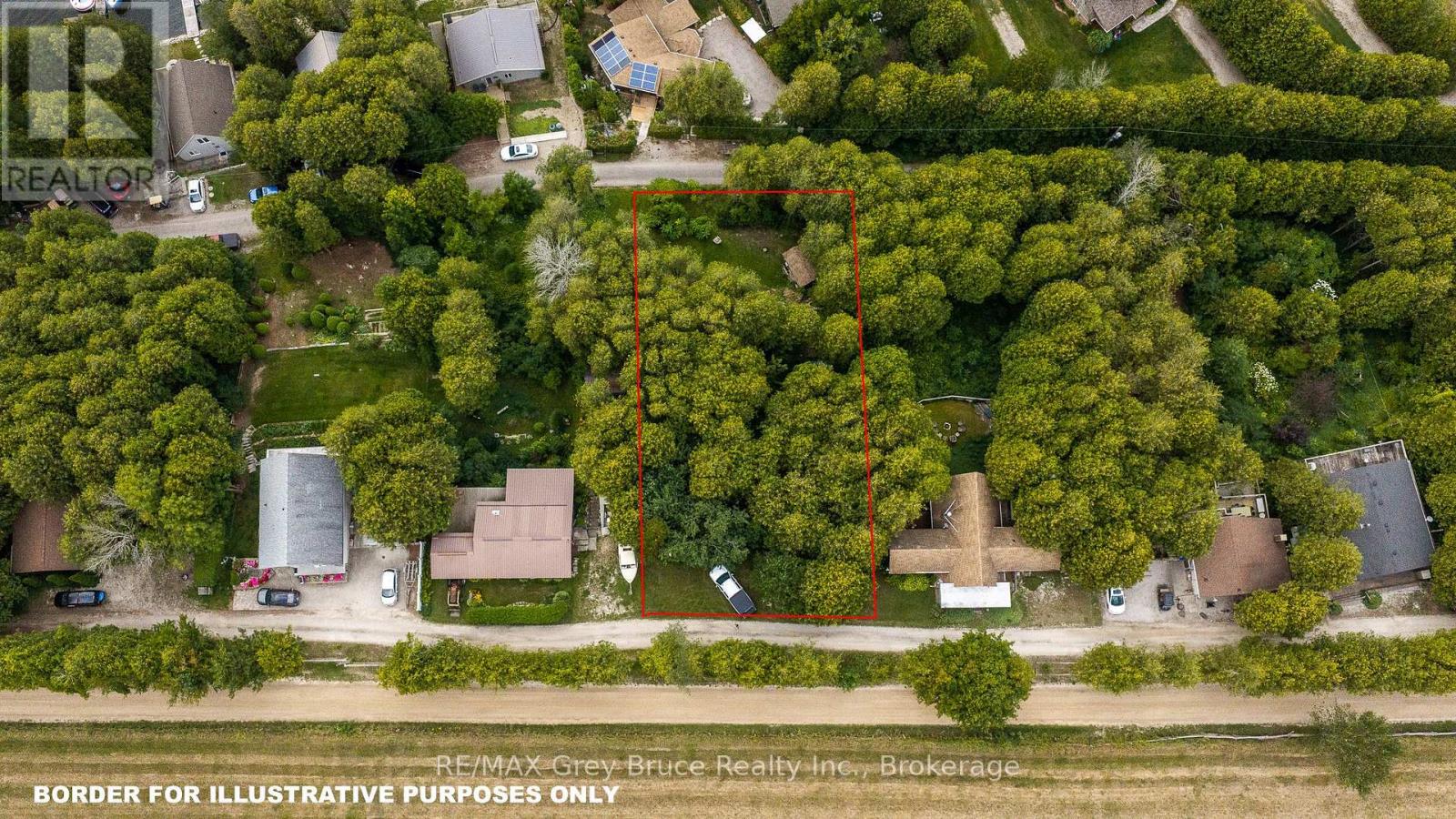 34 Hilltop Drive, South Bruce Peninsula, Ontario  N0H 1A0 - Photo 3 - X13693778