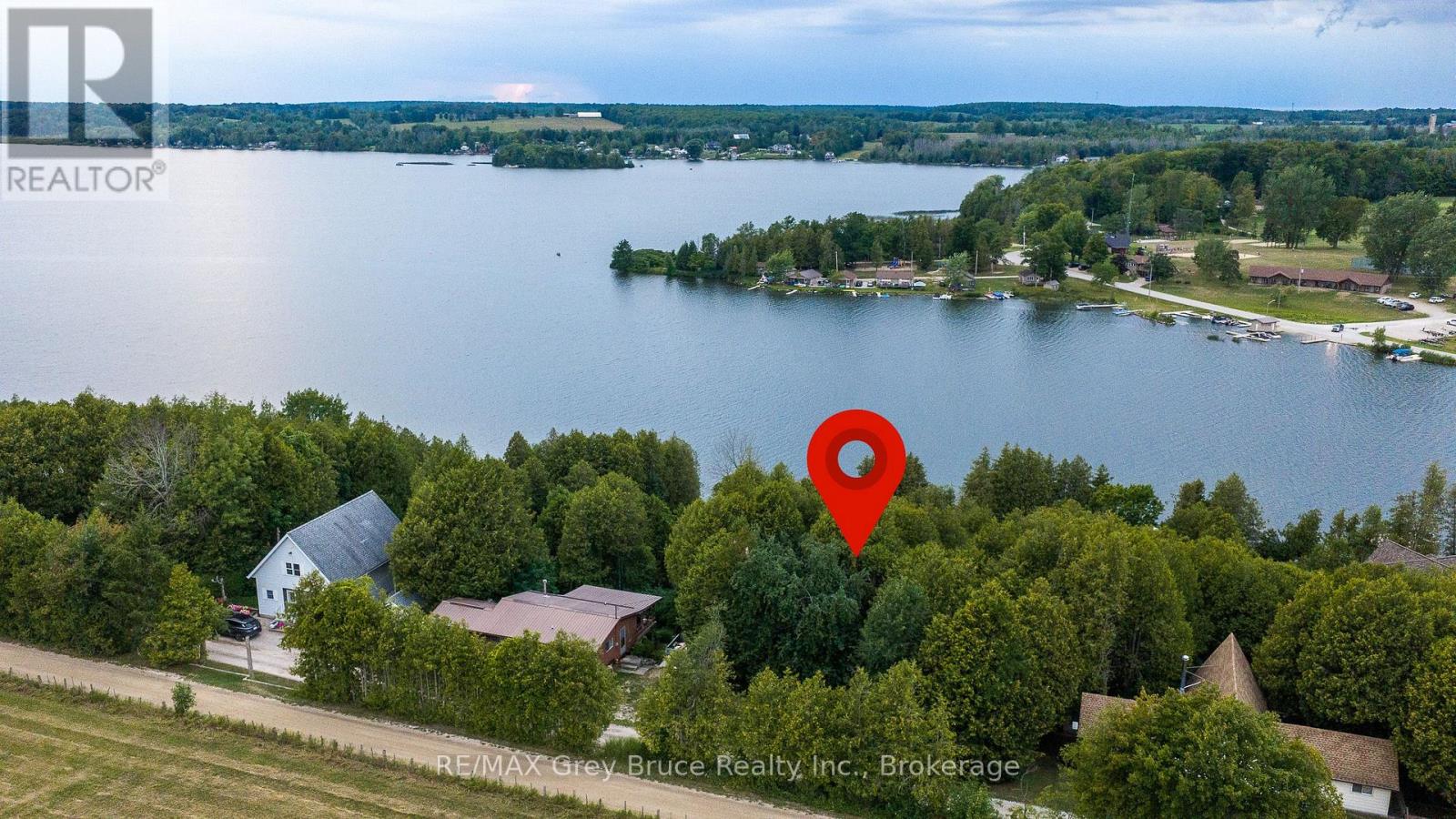 34 Hilltop Drive, South Bruce Peninsula, Ontario  N0H 1A0 - Photo 5 - X13693778