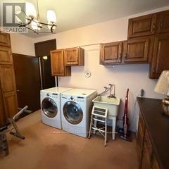 245 Davis Drive, Uxbridge, Ontario  L4A 7X4 - Photo 13 - N12338408